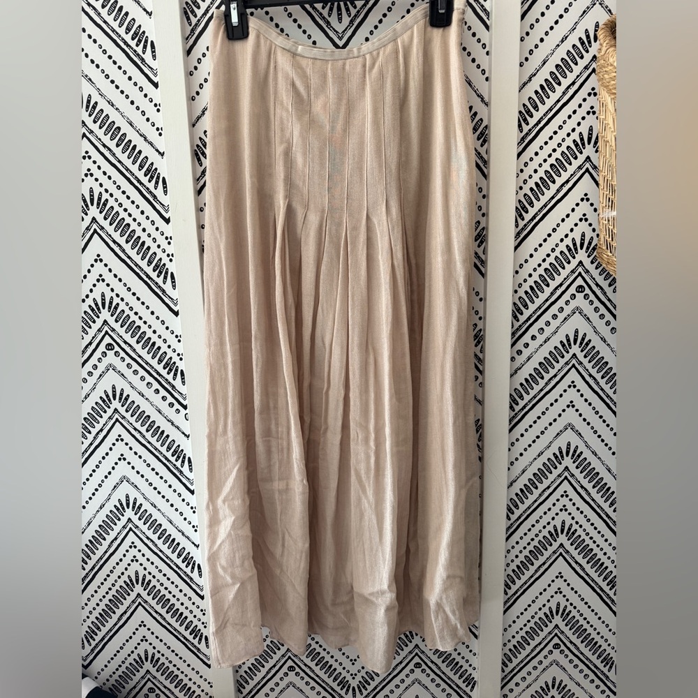 Chic Beige Maxi Skirt